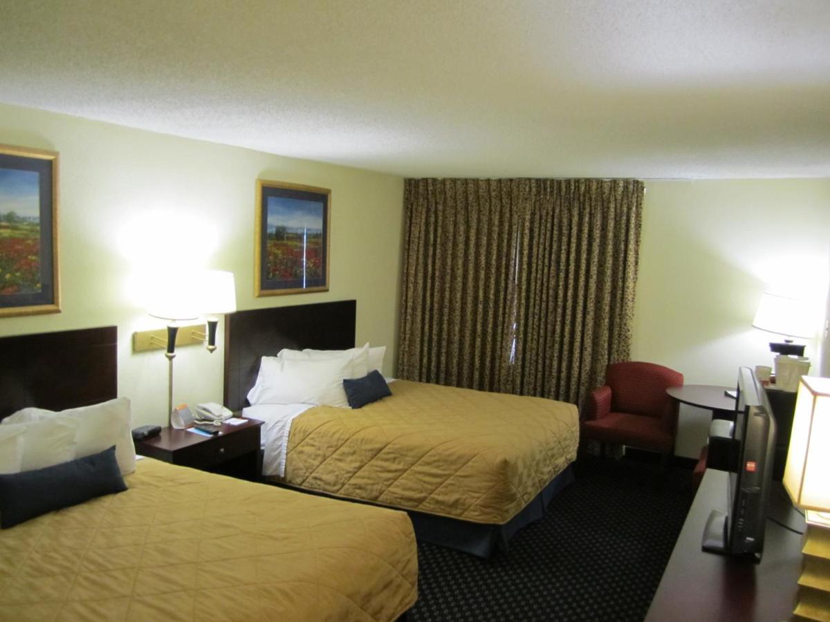 Atrium Hotel & Conference Center Hutchinson Bilik gambar